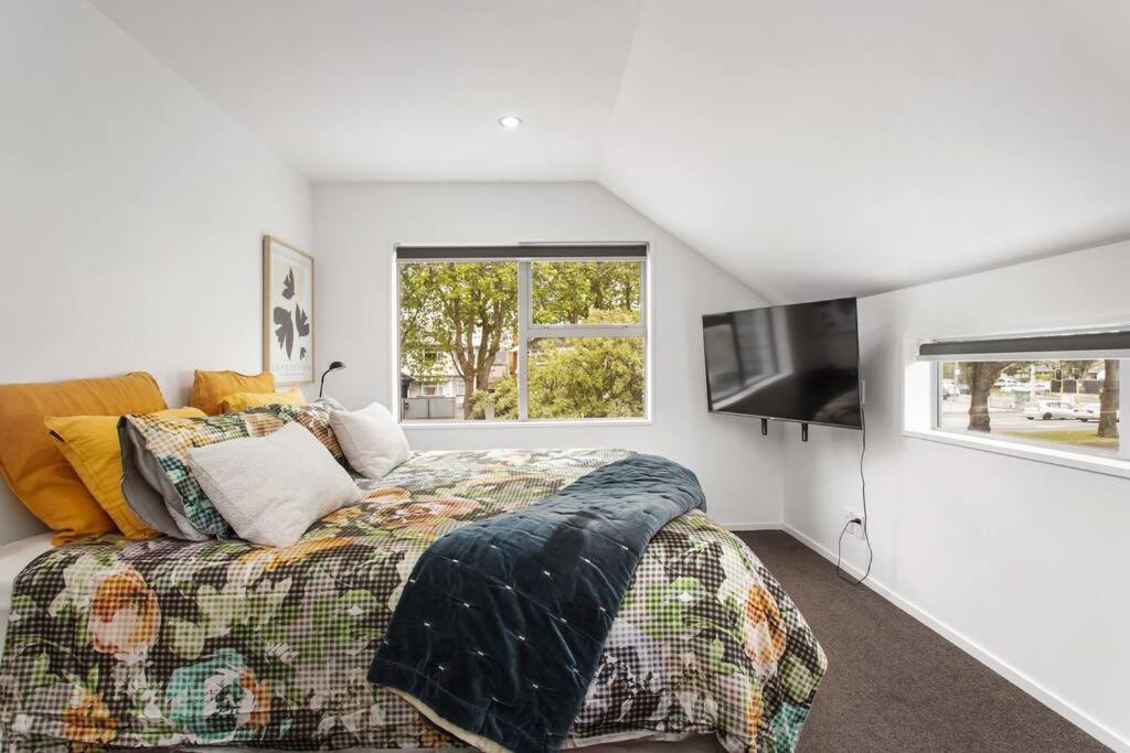 Convenient Urban Townhouse 2 Carparks Available Lägenhet Christchurch Exteriör bild